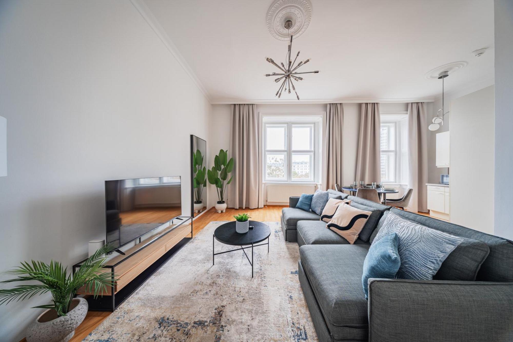 Franz By Home1 Apartament *