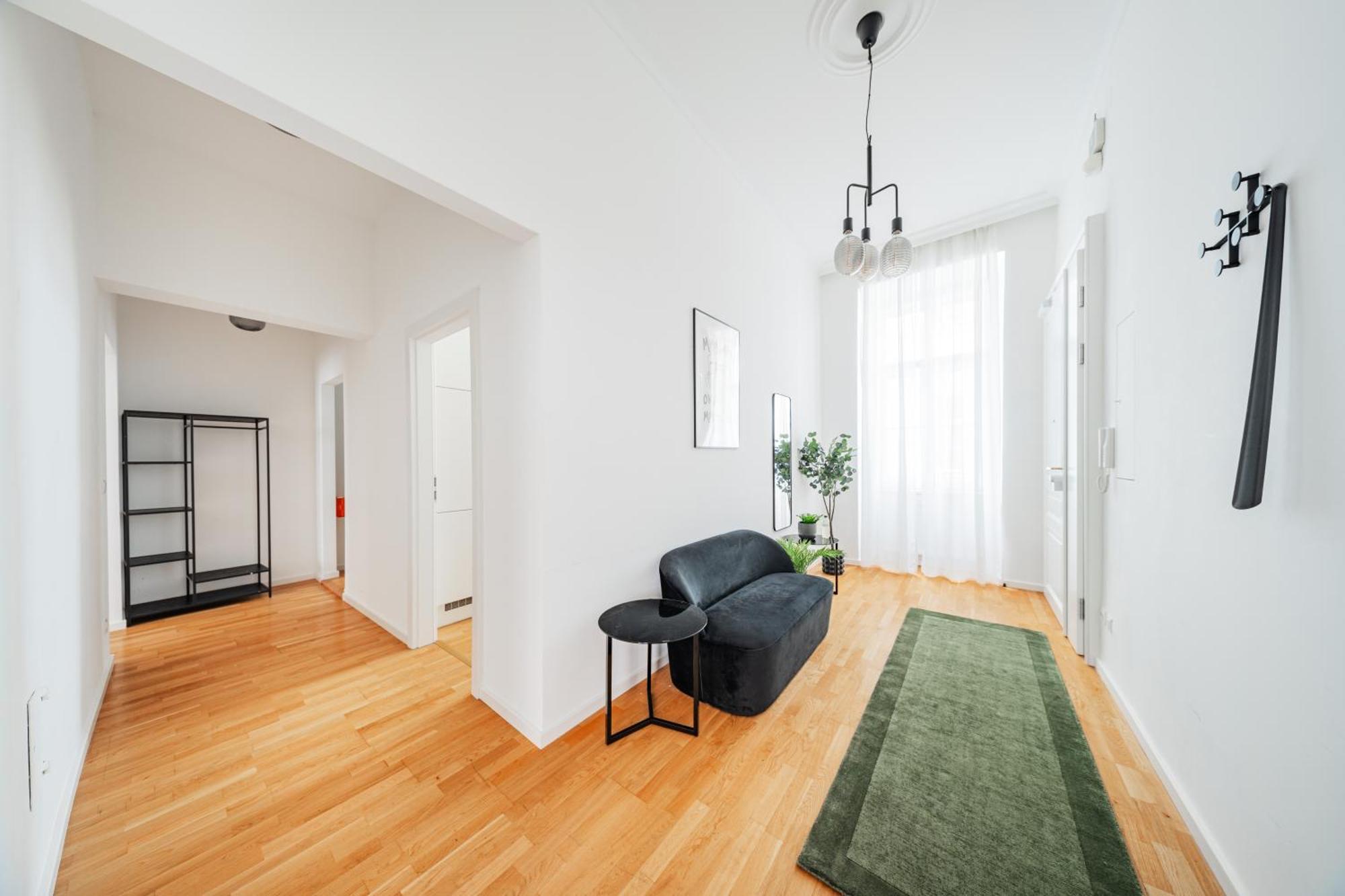 Franz By Home1 Apartament *