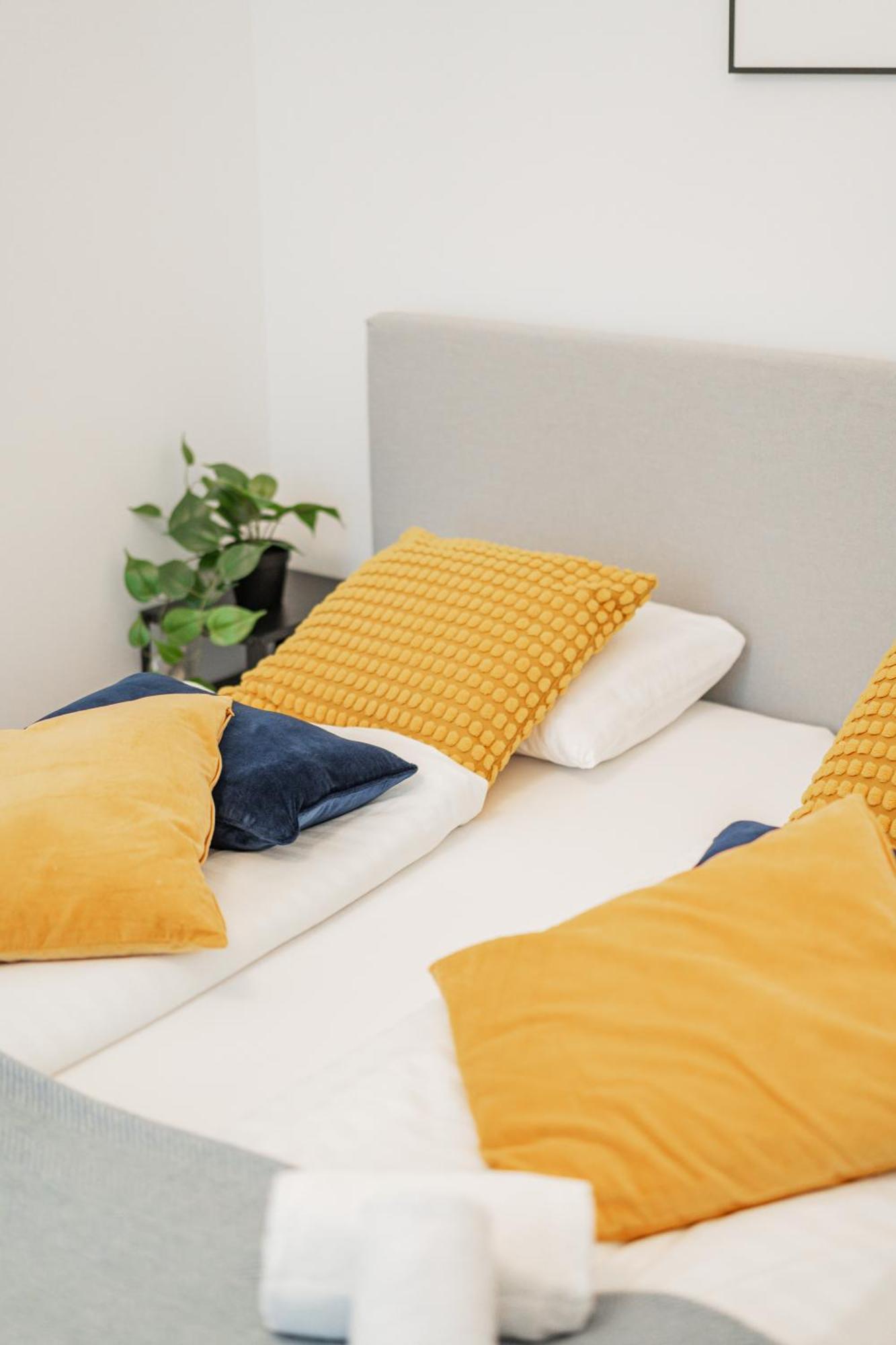 Franz By Home1 Apartment